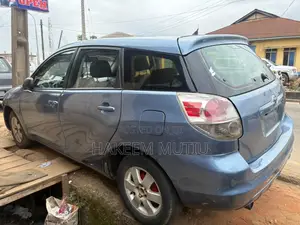 Toyota Matrix Standard AWD (1.8L 4cyl 4A) 2004 Blue