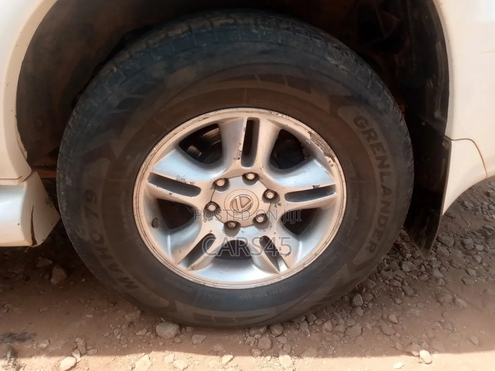 Lexus GX 2004 White