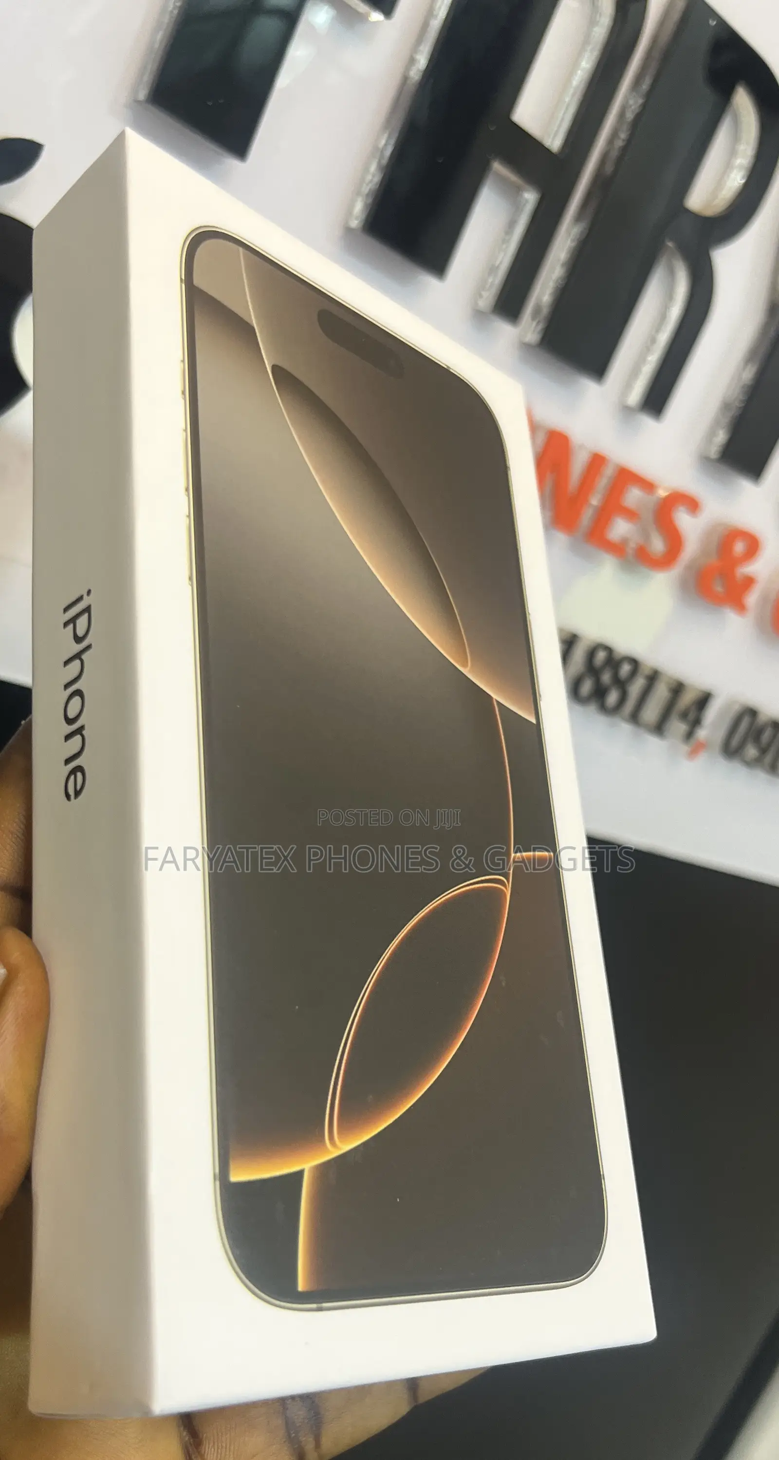 New Apple iPhone 16 Pro Max 256 GB Gold