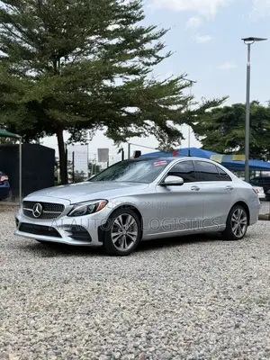 Mercedes-Benz C300 Luxury 4dr AWD 4Matic Sedan (2.0L 4cyl 7A) 2015