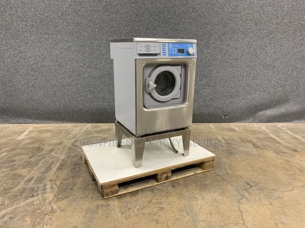 Electrolux Pro 6kg Space Saving Washing Machine W555h
