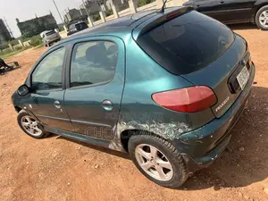 Peugeot 206 2005 Green