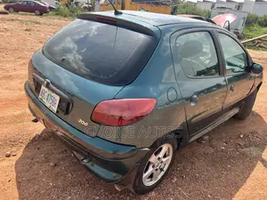 Peugeot 206 2005 Green