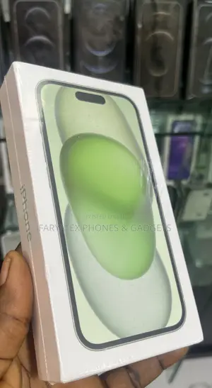 New Apple iPhone 15 128 GB Green