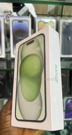 New Apple iPhone 15 128 GB Green