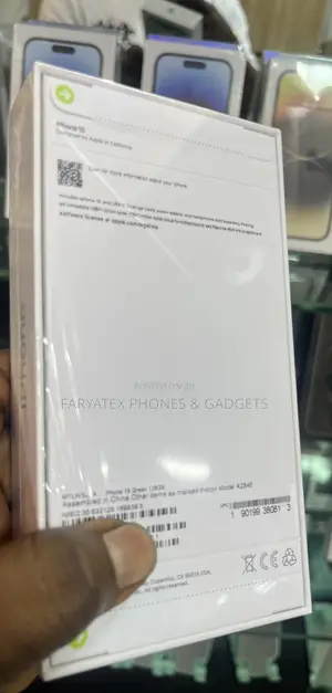 New Apple iPhone 15 128 GB Green