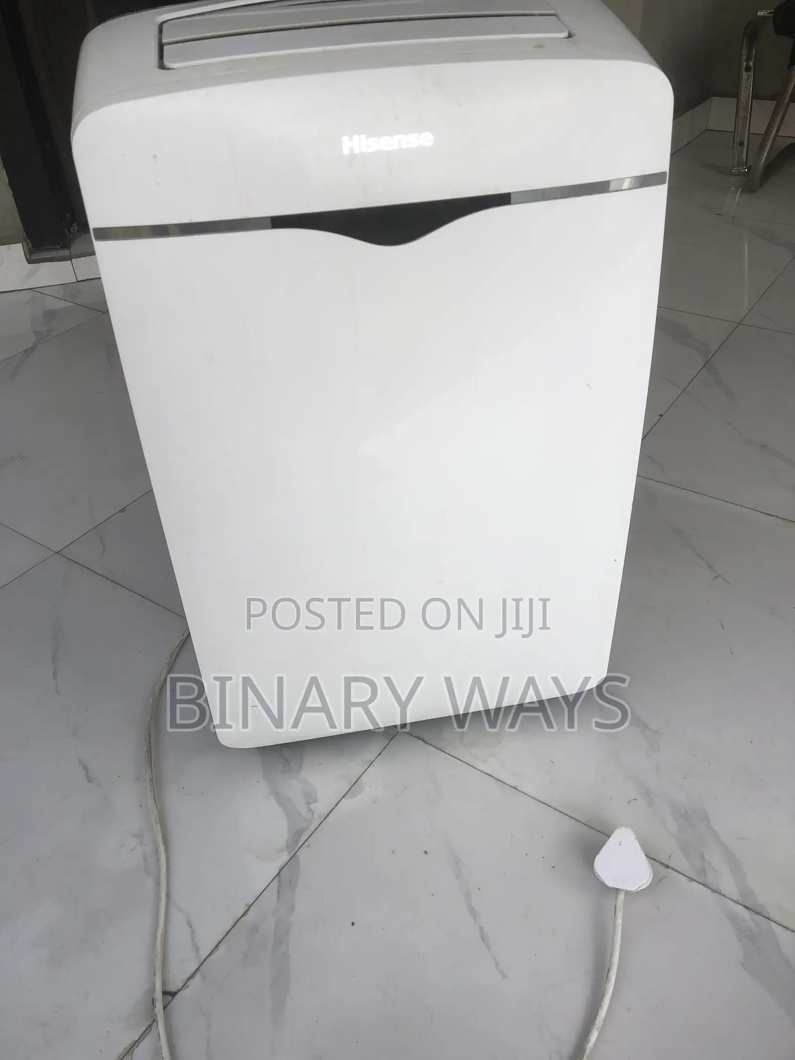 Mobile AC HISENSE 1.5hp Low Voltage Super Cooling System