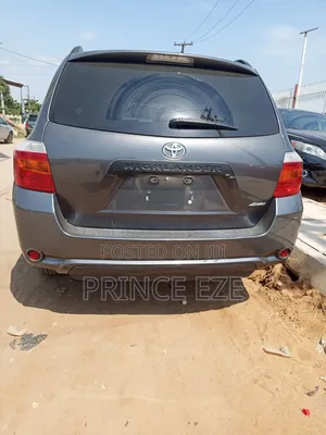 Toyota Highlander 2010 Beige