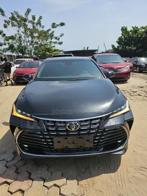 Toyota Avalon 2024 Black