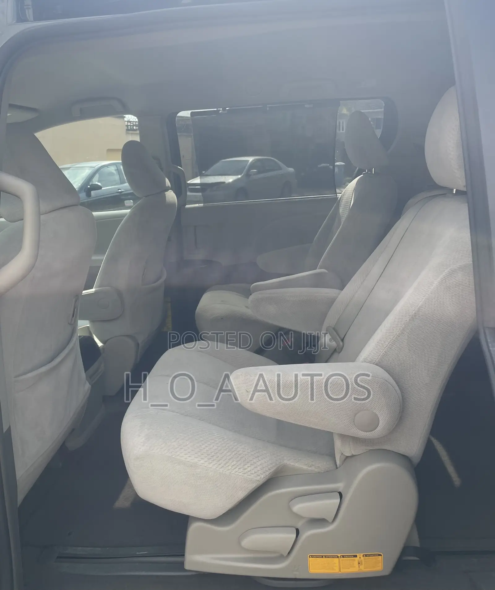 Toyota Sienna LE 7 Passenger 2012 Green