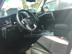 Toyota 4-Runner 2011 Silver