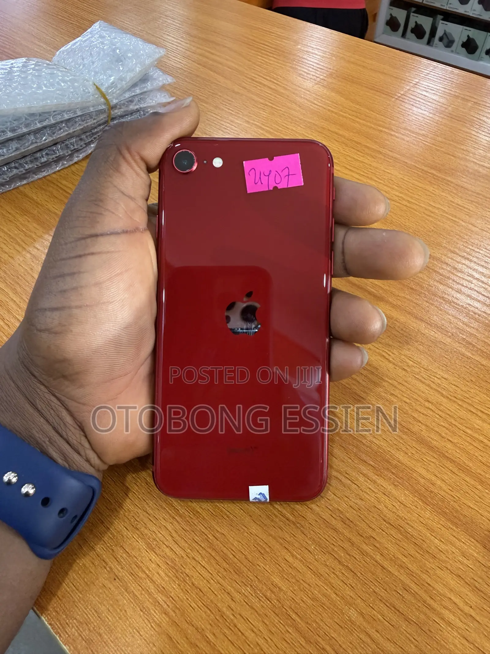 Apple iPhone SE 64 GB