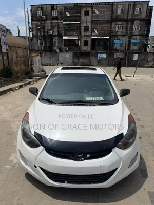 Hyundai Elantra GLS Sedan FWD (1.8L 4cyl 6M) 2013 White