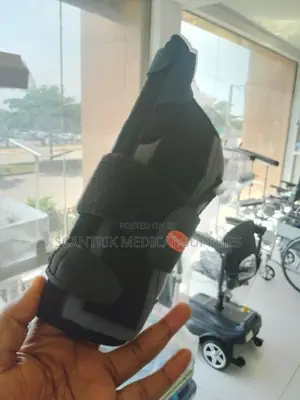Wrist and Thumb Support for Orthopedic Care