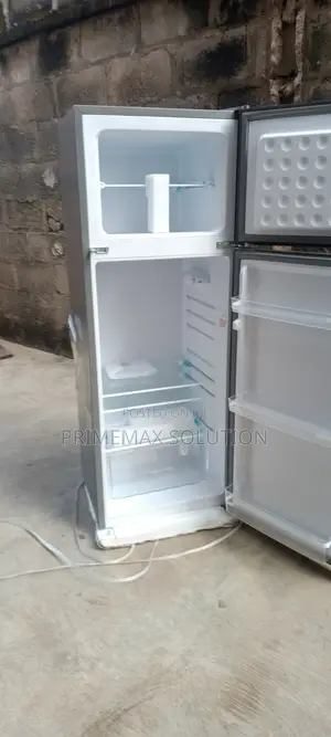 Shop Skyrun BCD-200K Fridge at a Great Price