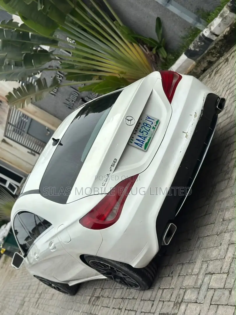 Mercedes-Benz CLA-Class 2015 Black