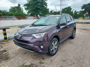 Toyota RAV4 XLE AWD (2.5L 4cyl 6A) 2016 Burgundy