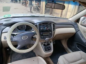 Toyota Highlander 2003 Silver