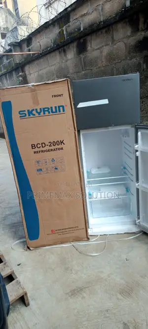 Skyrun BCD-200K Refrigerator for Home Convenience