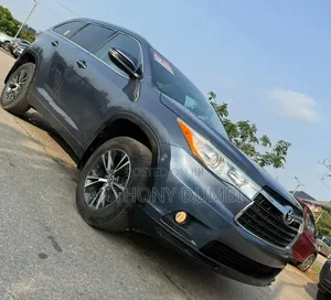 Toyota Highlander 2016 Gray