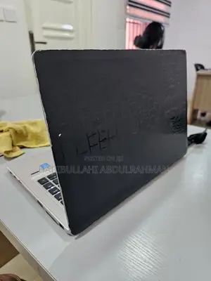 Laptop HP EliteBook Folio 9480M 8GB Intel Core i5 HDD+SSD 512GB