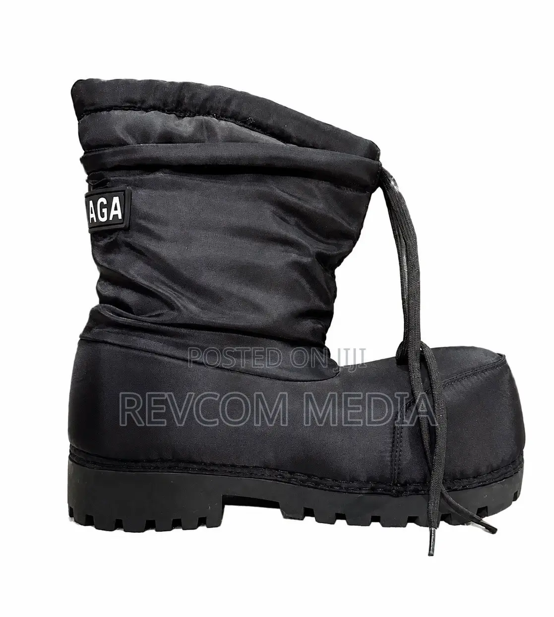 Balenciaga Alaska Low Boot Size 44 (Black)