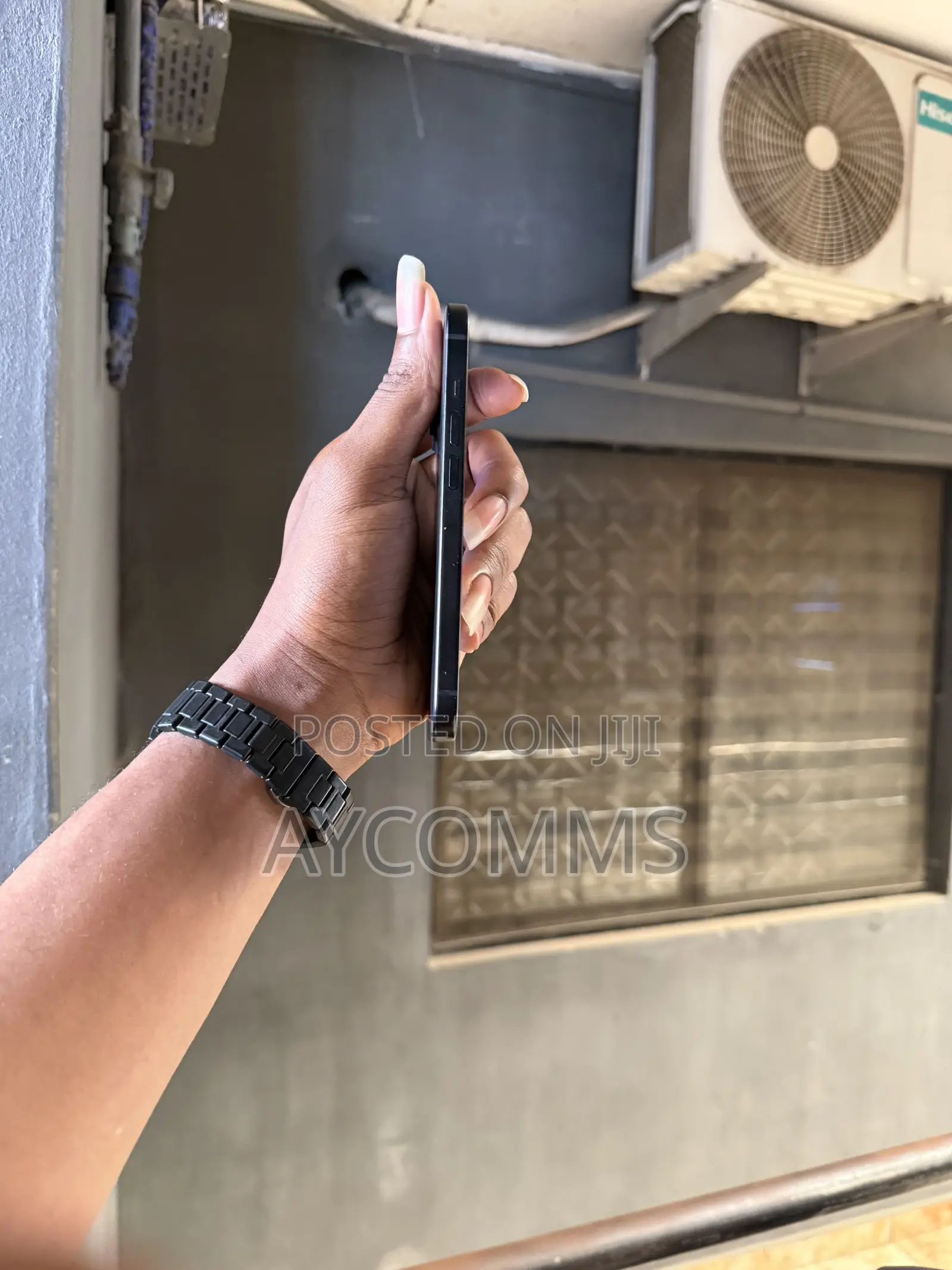 Apple iPhone 15 128 GB Gray