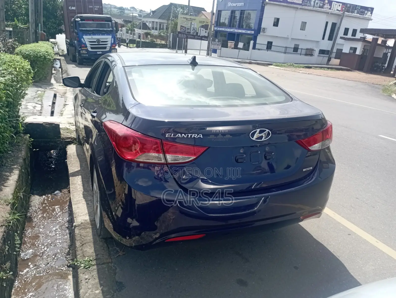 Hyundai Elantra 2011 Blue