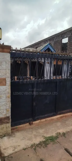 2bdrm Bungalow in Isuti Rd, Egan for sale