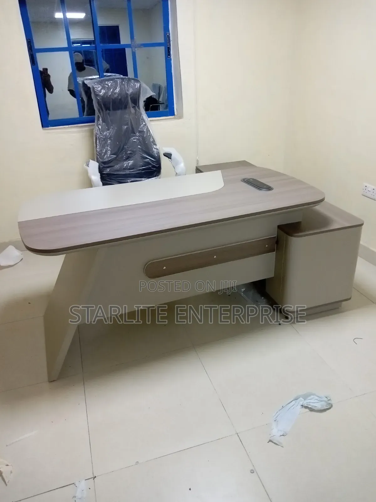 Executive Office Table Upgraded