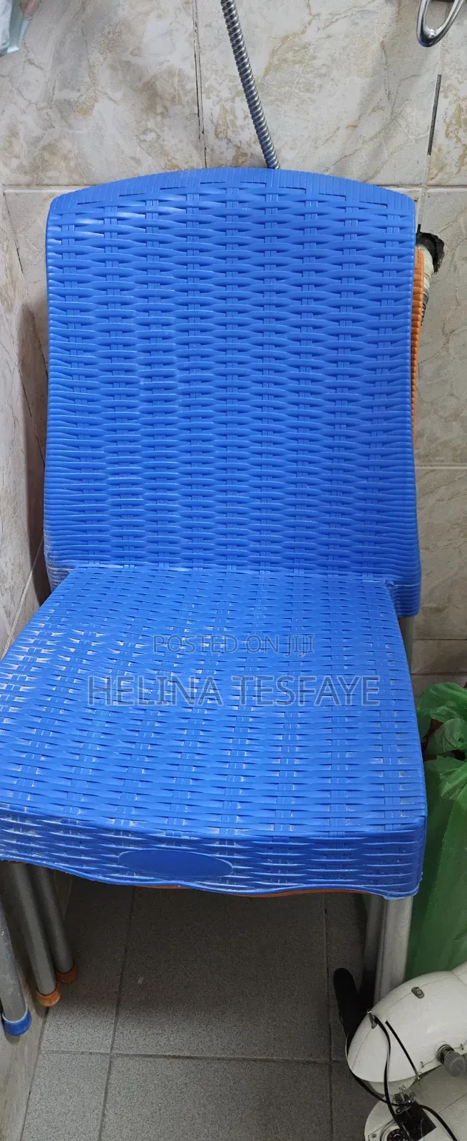 Sturdy Woven Chair With Metal Legs