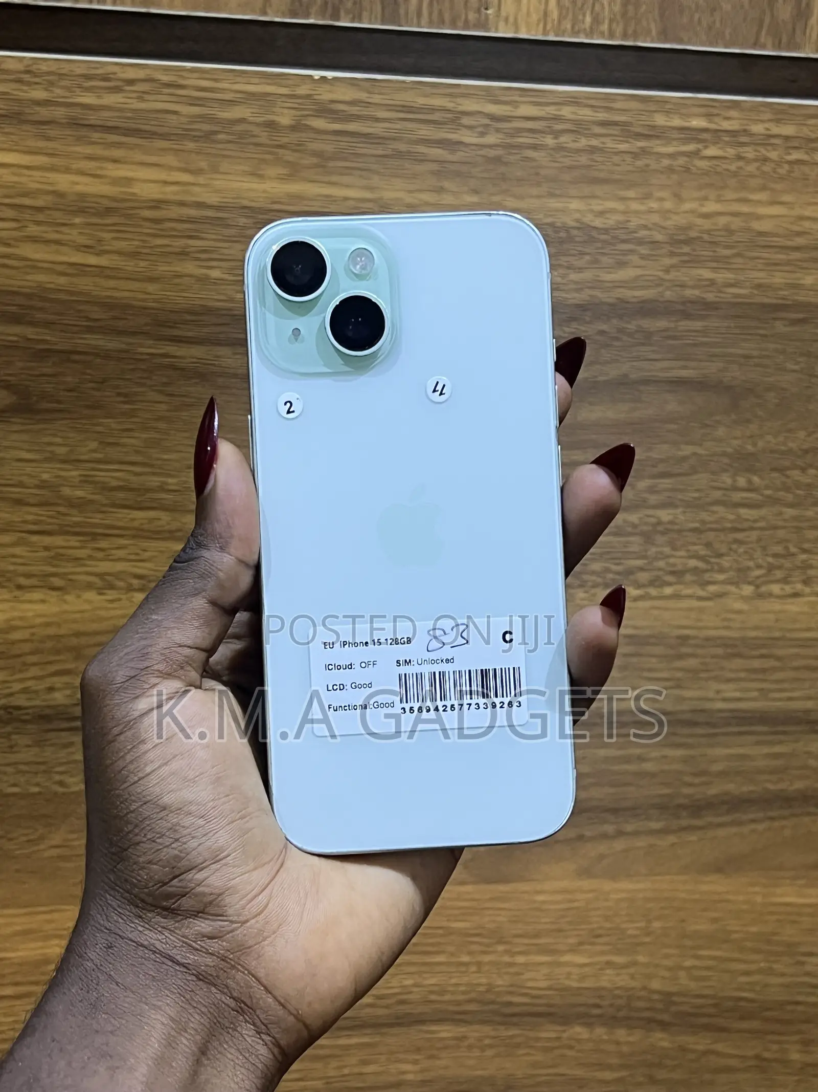 Apple iPhone 15 128 GB Green