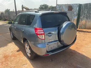 Toyota RAV4 2011 Gray