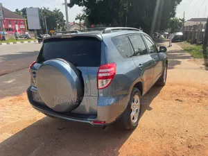 Toyota RAV4 2011 Gray