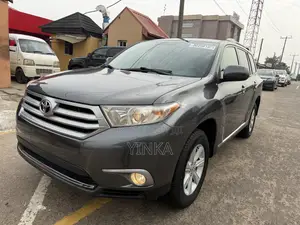 Toyota Highlander 2011 Gray