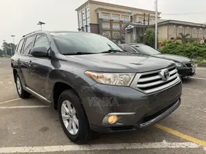 Toyota Highlander 2011 Gray