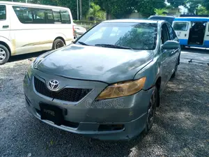 Toyota Camry 2009 Green