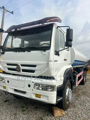 HOWO 290 Water Tanker