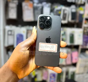 Apple iPhone 16 Pro 1 TB Black