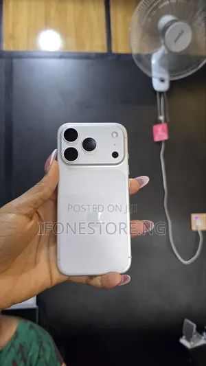 Apple iPhone 17 Pro 256 GB Silver