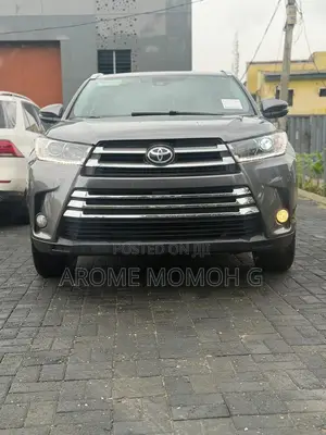 Toyota Highlander 2018 Gray