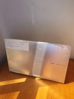 Laptop Asus 8GB Intel Core i7 SSD 256GB