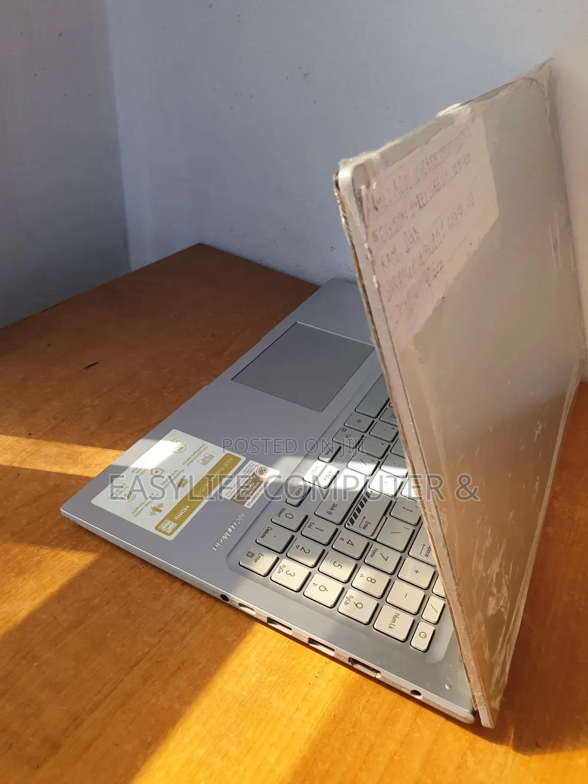 Laptop Asus 8GB Intel Core i7 SSD 256GB