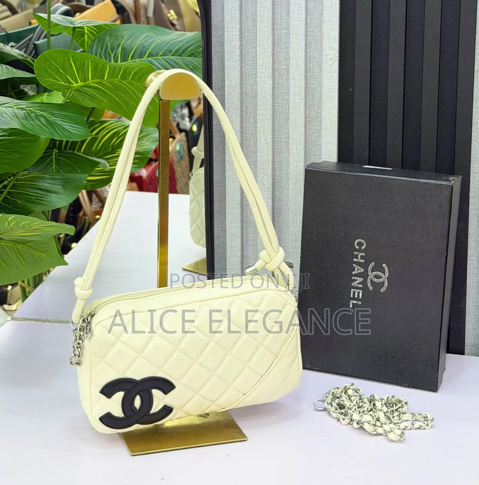 Chanel Quality Handbag