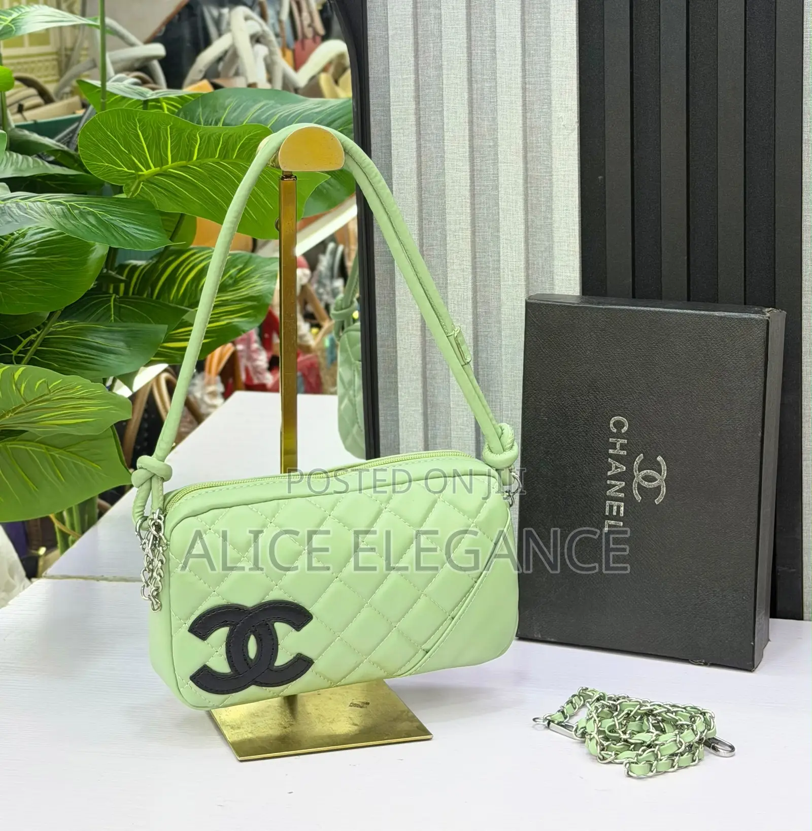 Chanel Quality Handbag