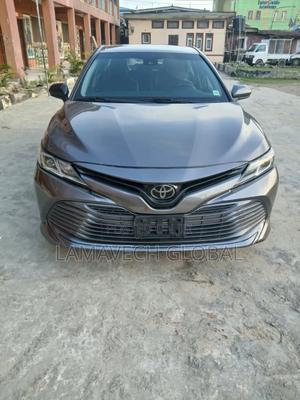 Toyota Camry LE FWD 2020 Gray