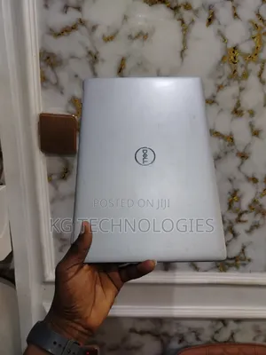 Laptop Dell Latitude 5320 16GB Intel Core i5 SSD 256GB
