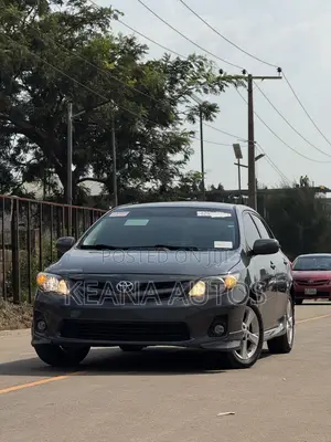 Toyota Corolla S 4dr Sedan (1.8L 4cyl 4A) 2012 Gray