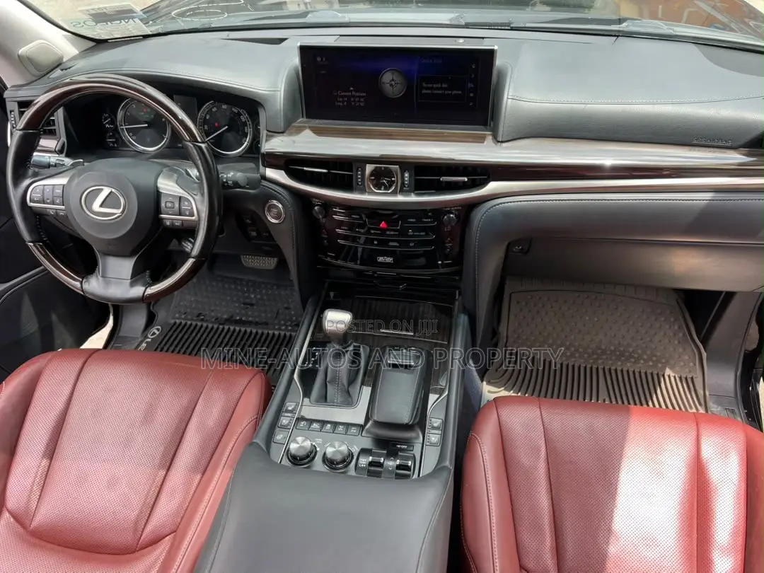 Lexus LX 2017 Black