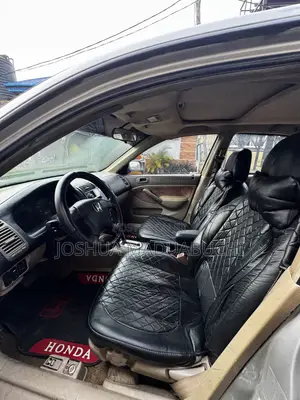 Honda Civic 2004 Gray